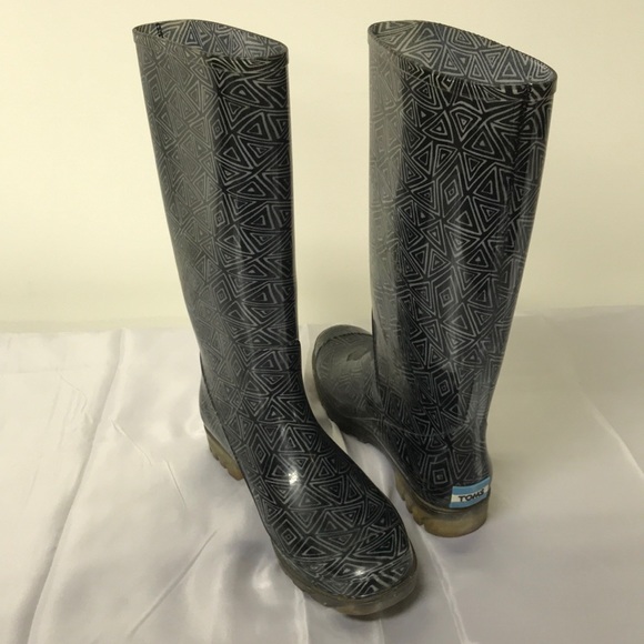 toms rubber boots